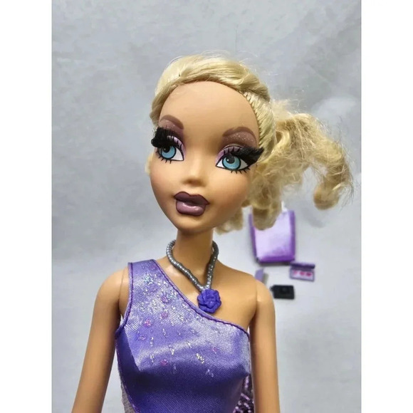 My Scene Goes Hollywood Kennedy Barbie Doll With Club Birthday Outfit Plus More - Picture 6 of 16